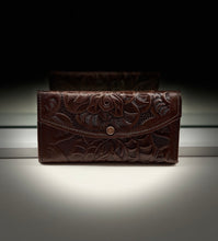 Load image into Gallery viewer, Flor Hermosa Collection (Wallets)
